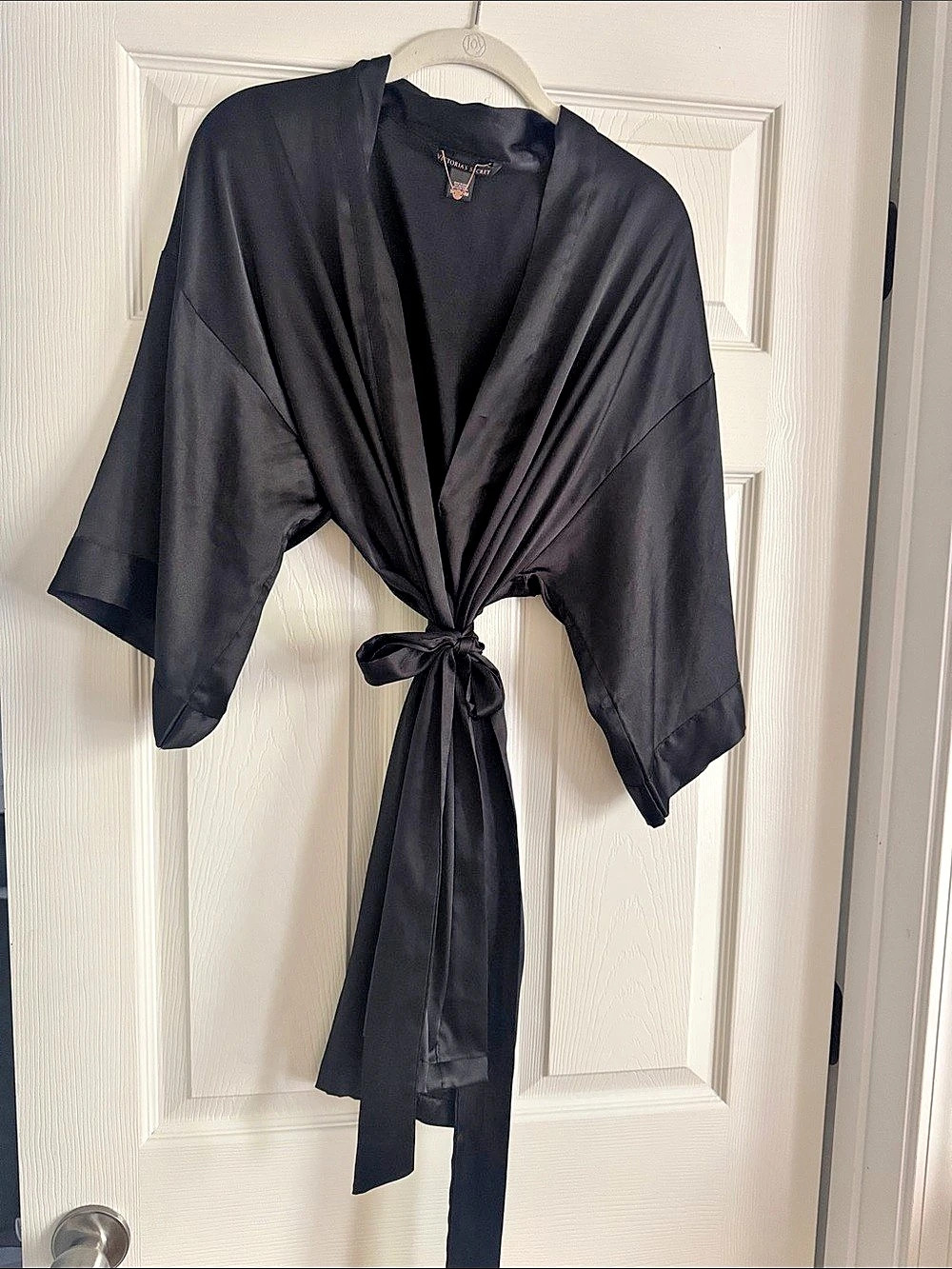 Victoria's Secret Satin Short Robe Black